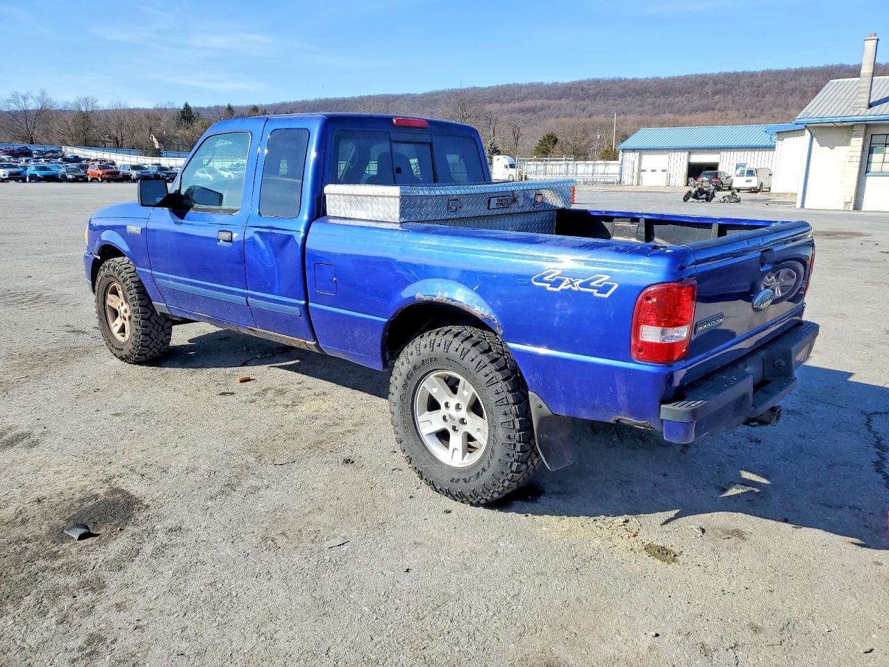 2006 Ford Ranger Super Cab - Image 2