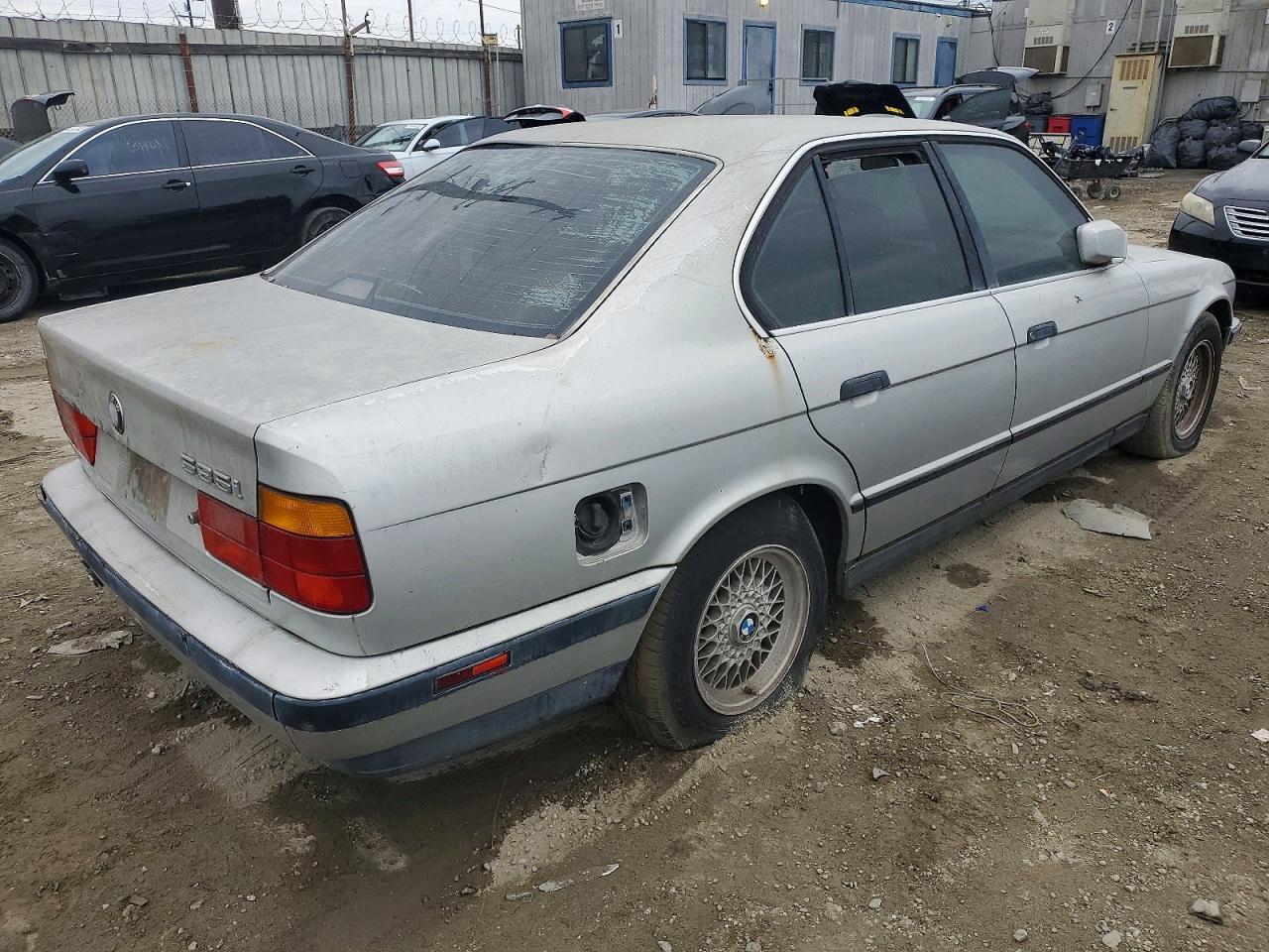 1991 BMW 535 I - Фото 3