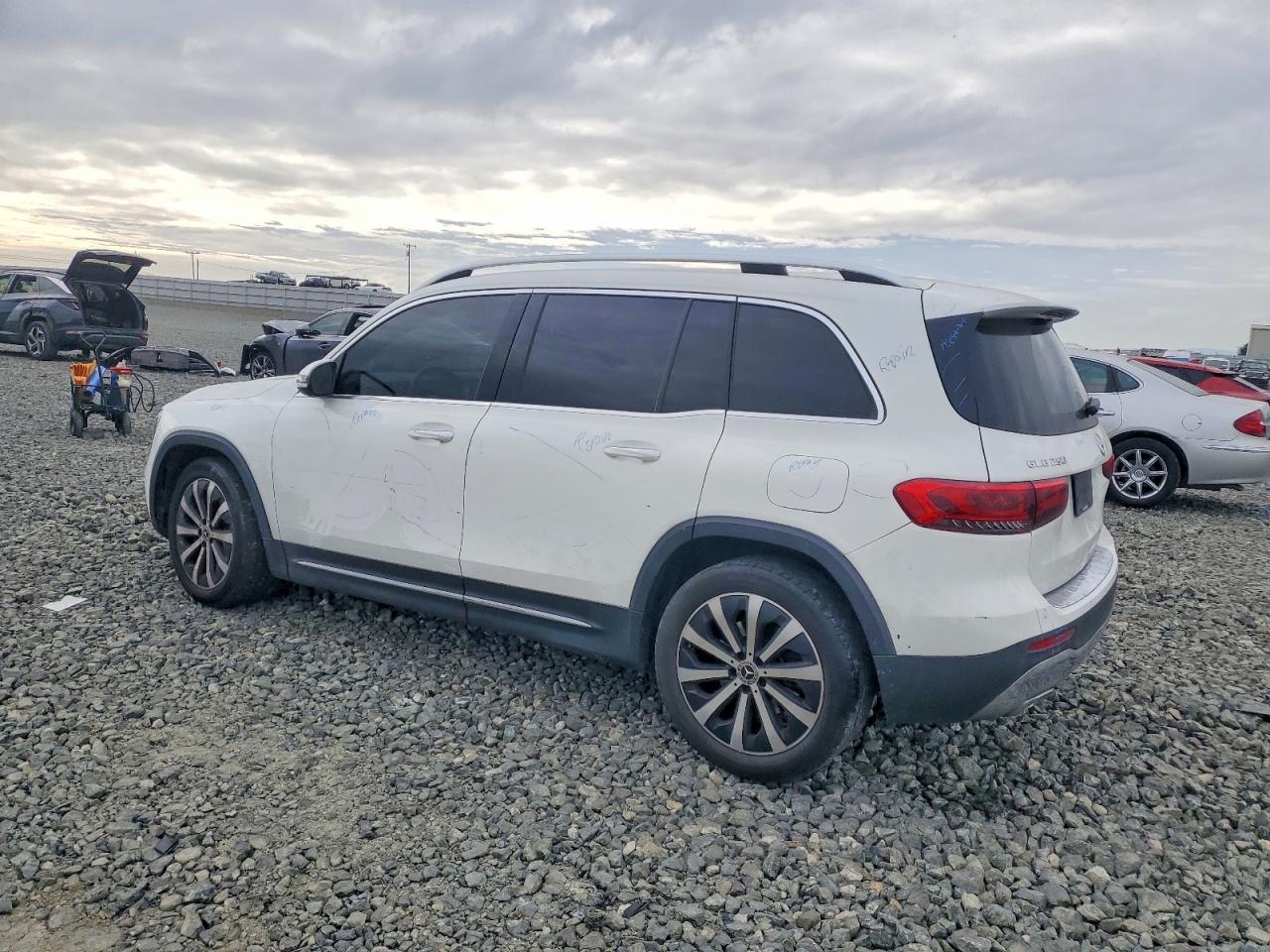 2020 Mercedes-Benz Glb 250 - Фото 2