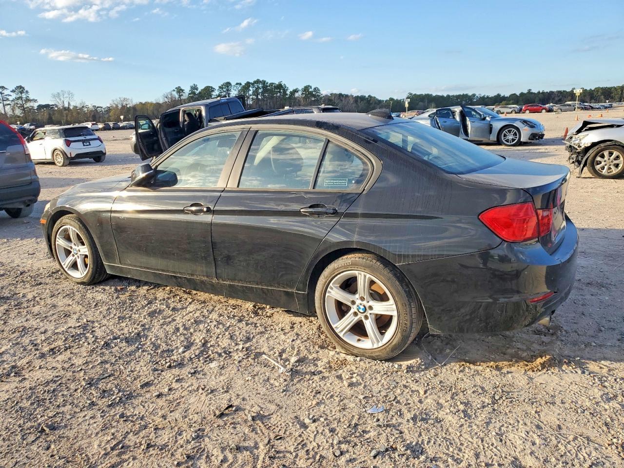 2014 BMW 320 I xDrive - Image 2