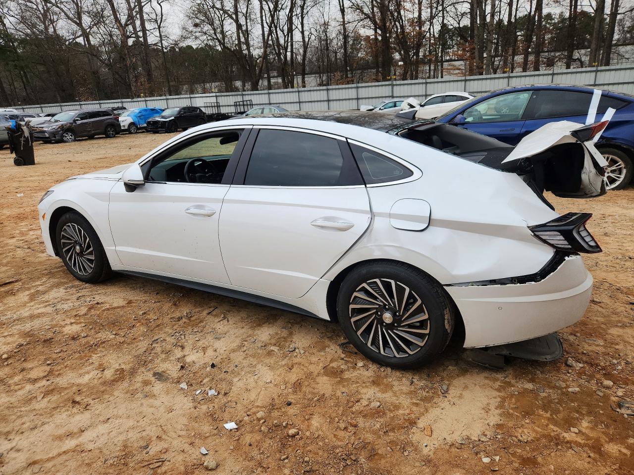 2022 Hyundai Sonata Hybrid Limited - Фото 2