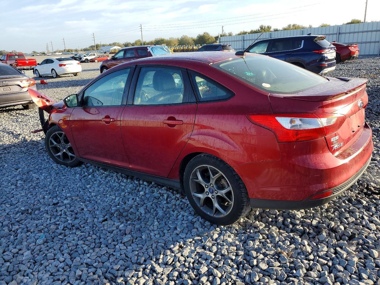 2014 Ford Focus Se - Фото 2
