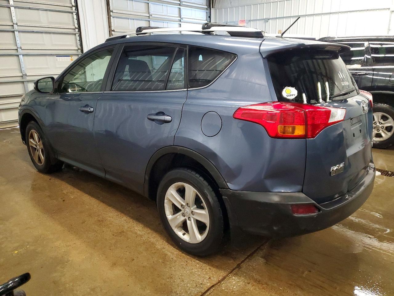 2013 Toyota Rav4 Xle - Image 2