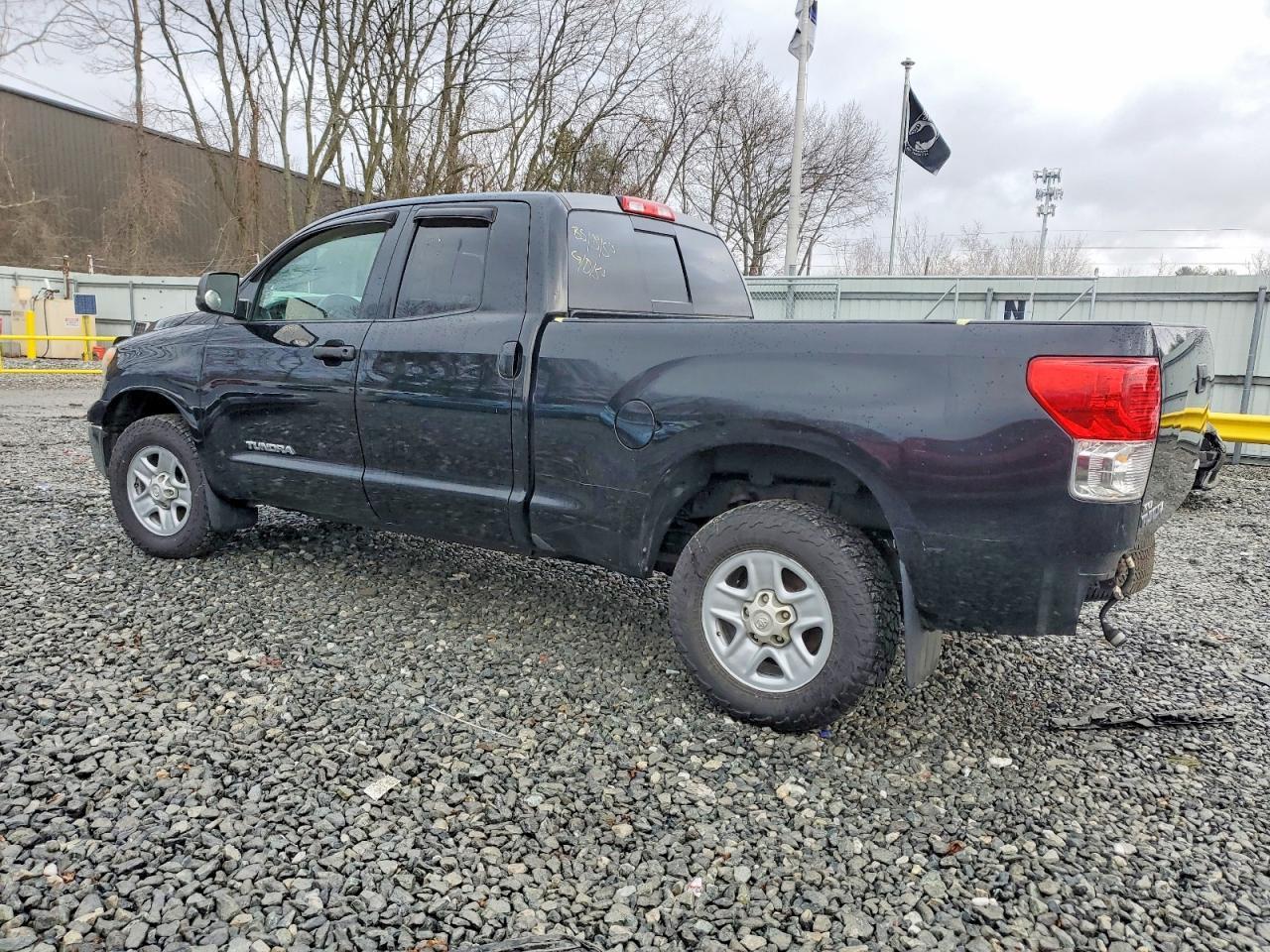 2010 Toyota Tundra Grade - Image 2