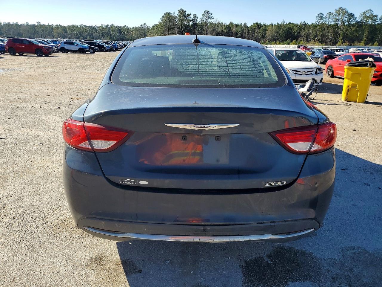 2017 Chrysler 200 Limited - Фото 6