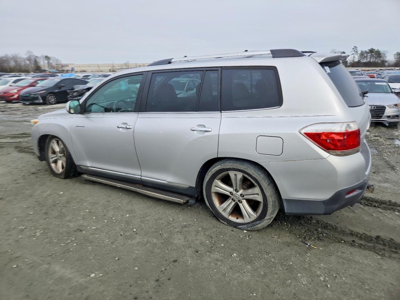 2011 Toyota Highlander Limited - Фото 2