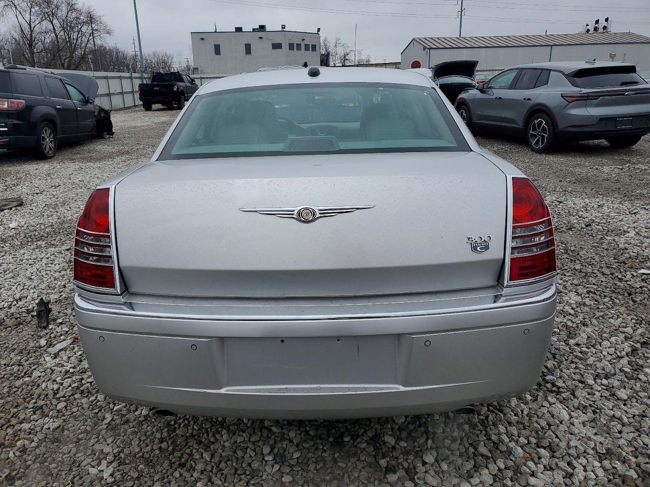 2005 Chrysler 300C - Фото 6