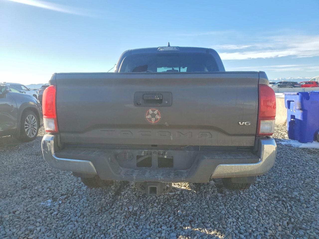 2017 Toyota Tacoma Double Cab - Фото 6