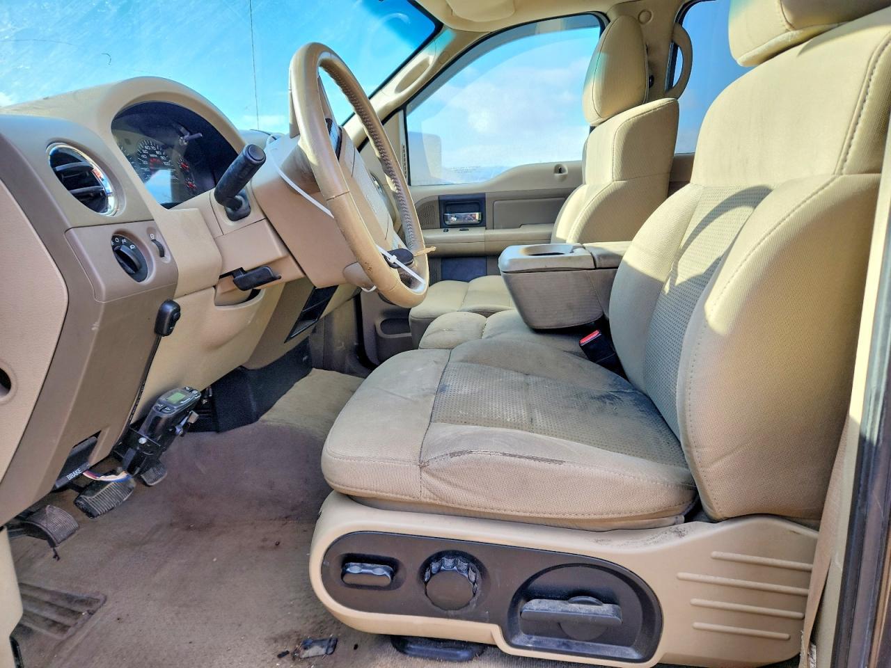 2007 Ford F150 Supercrew - Image 7