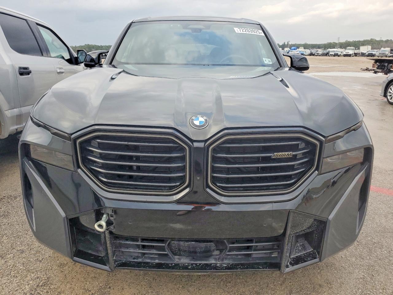 2025 BMW Xm - Image 5