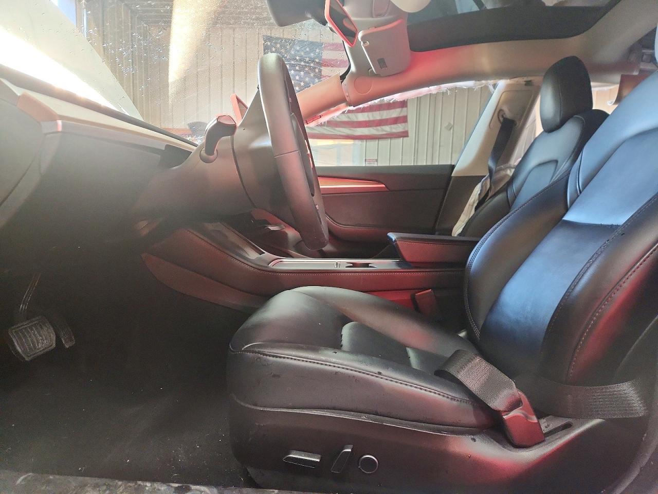 2023 Tesla Model 3 - Фото 7