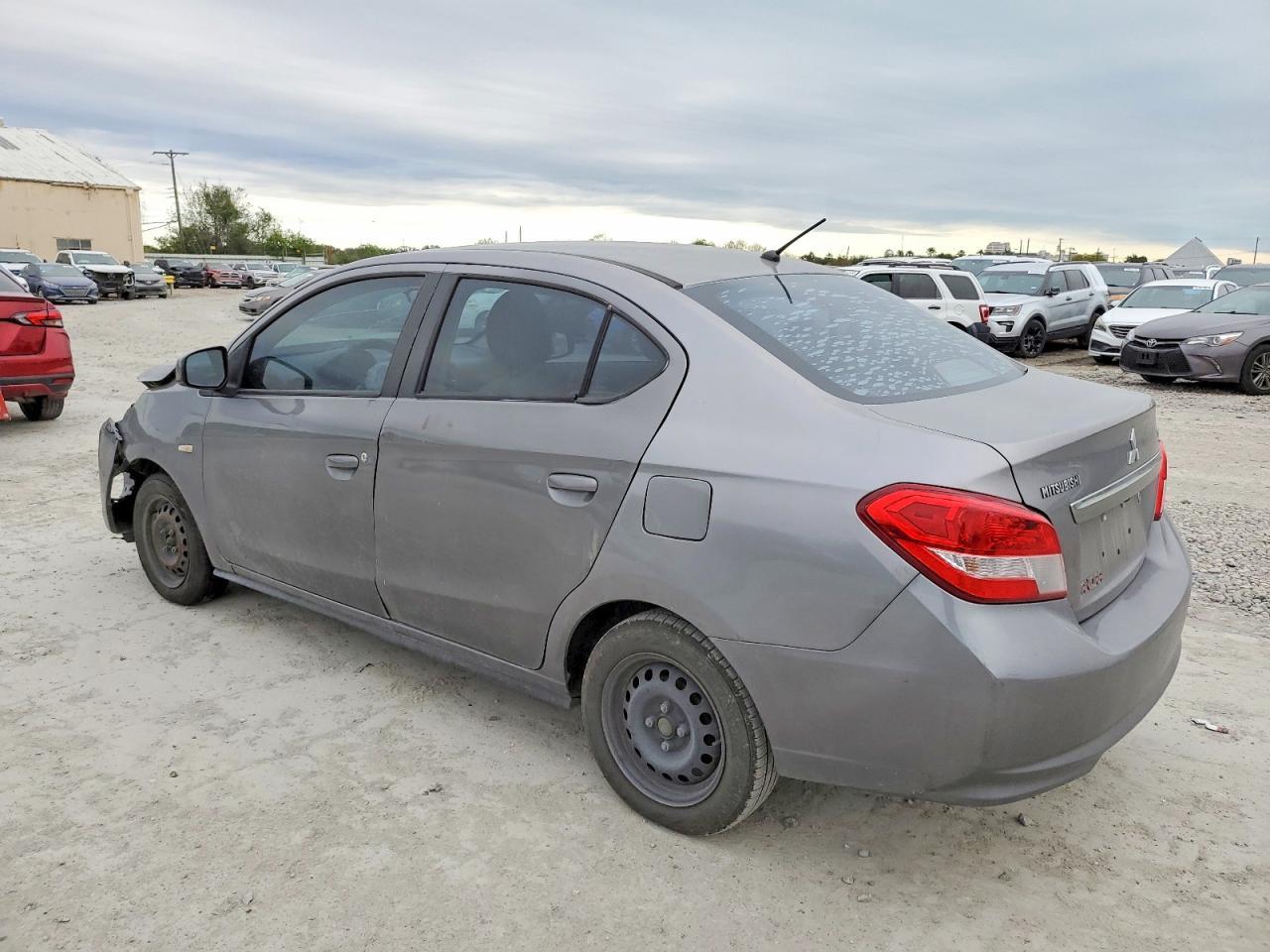 2019 Mitsubishi Mirage G4 Es - Image 2