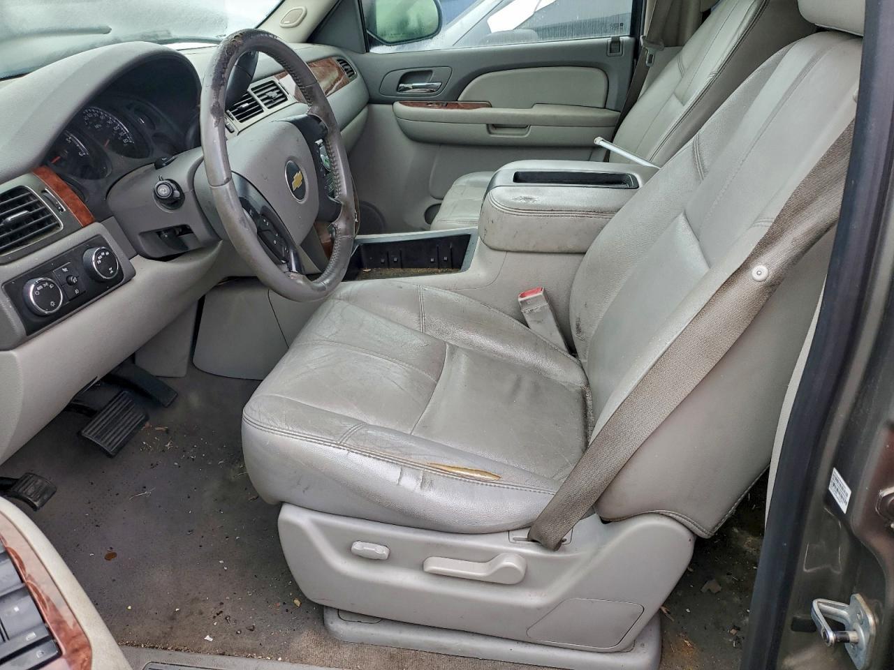 2007 Chevrolet Suburban K1500 - Фото 7