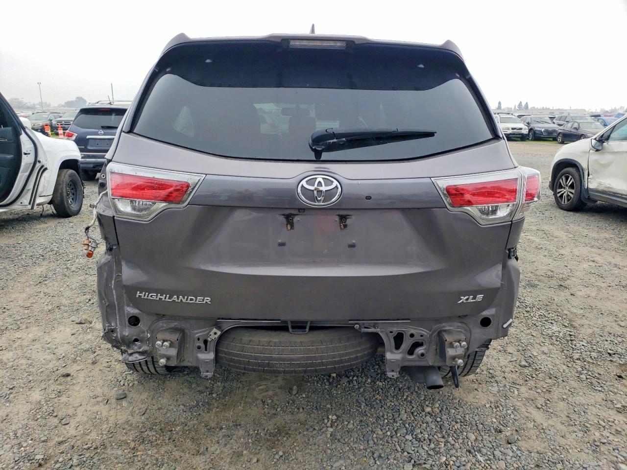 2016 Toyota Highlander Xle - Фото 6