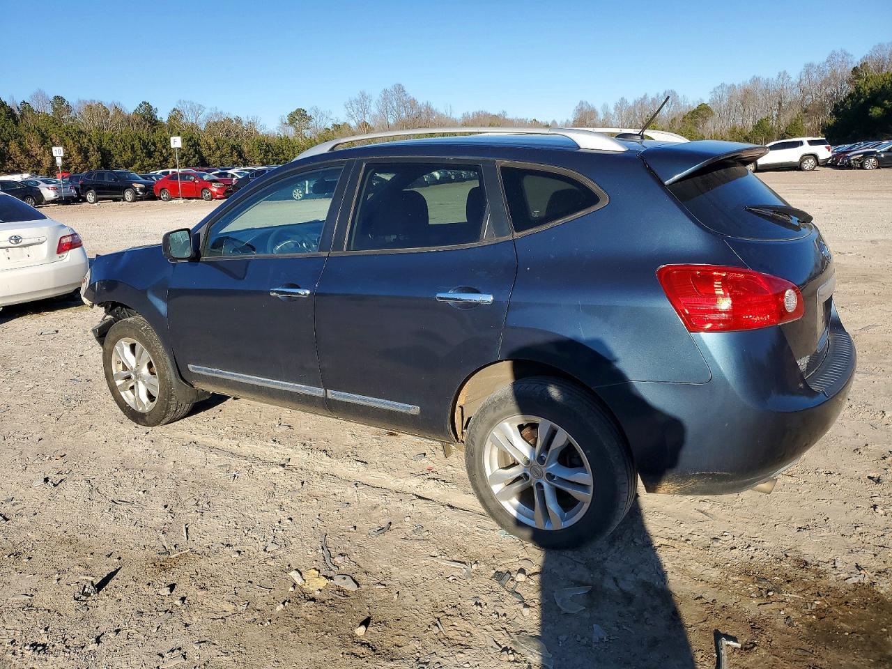 2015 Nissan Rogue Select S - Фото 2