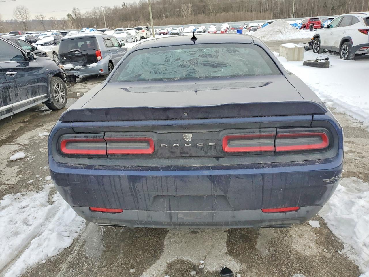 2015 Dodge Challenger Sxt Plus - Image 6