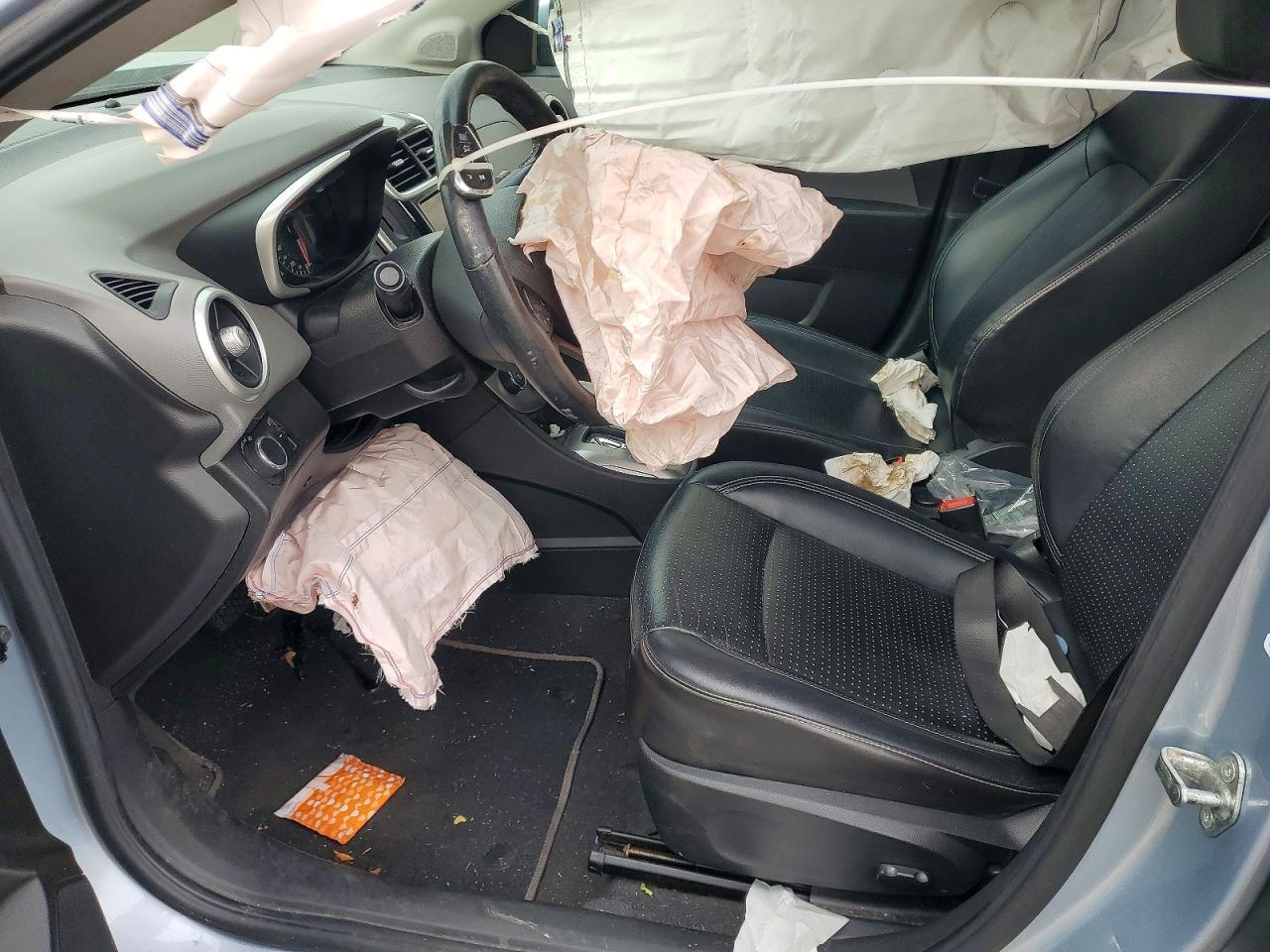 2018 Chevrolet Sonic Premier - Image 7