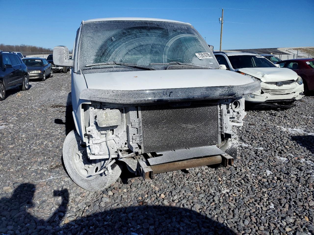 2004 GMC Savana G3500 Delivery Van - Фото 5