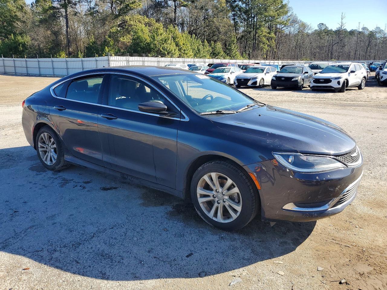 2017 Chrysler 200 Limited - Фото 4