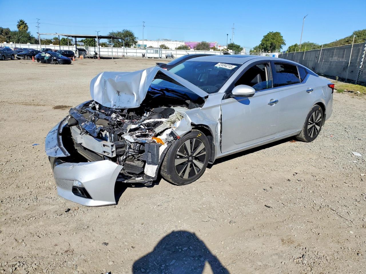 2020 Niss Altima