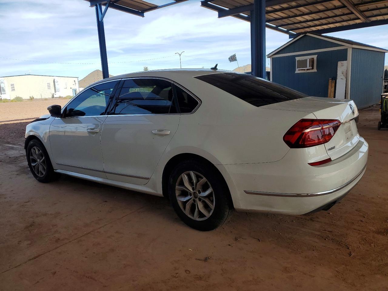 2017 Volkswagen Passat S - Image 2