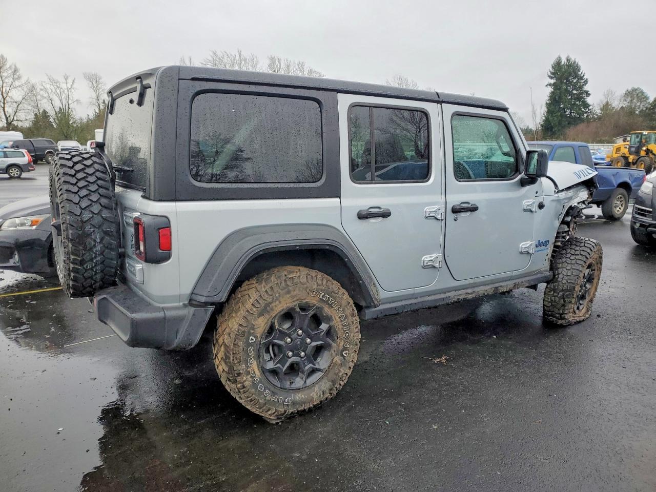 2023 Jeep Wrangler 4Xe - Image 3