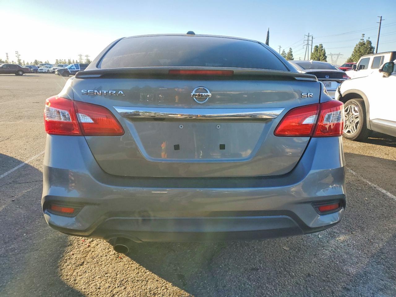 2019 Niss Sentra Sr - Image 6