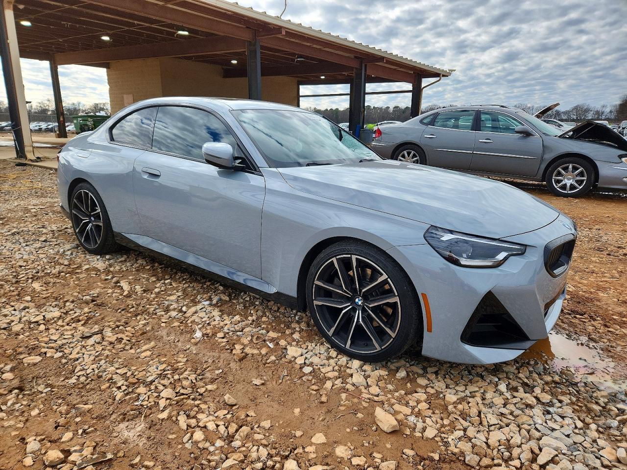 2022 BMW 230I - Image 4