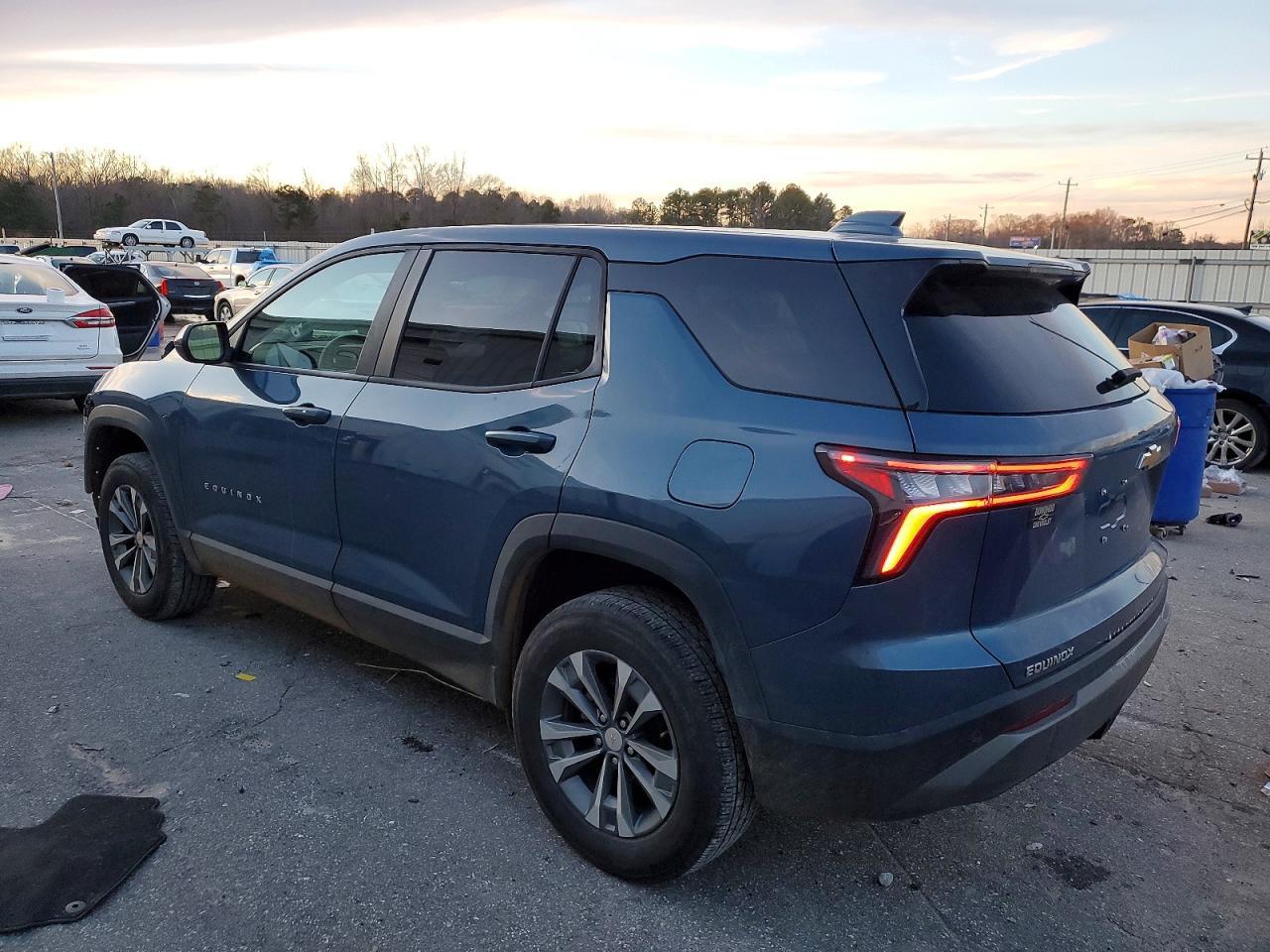 2025 Chevrolet Equinox Lt - Фото 2