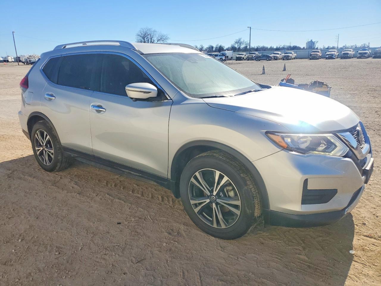 2019 Nissan Rogue S - Фото 4
