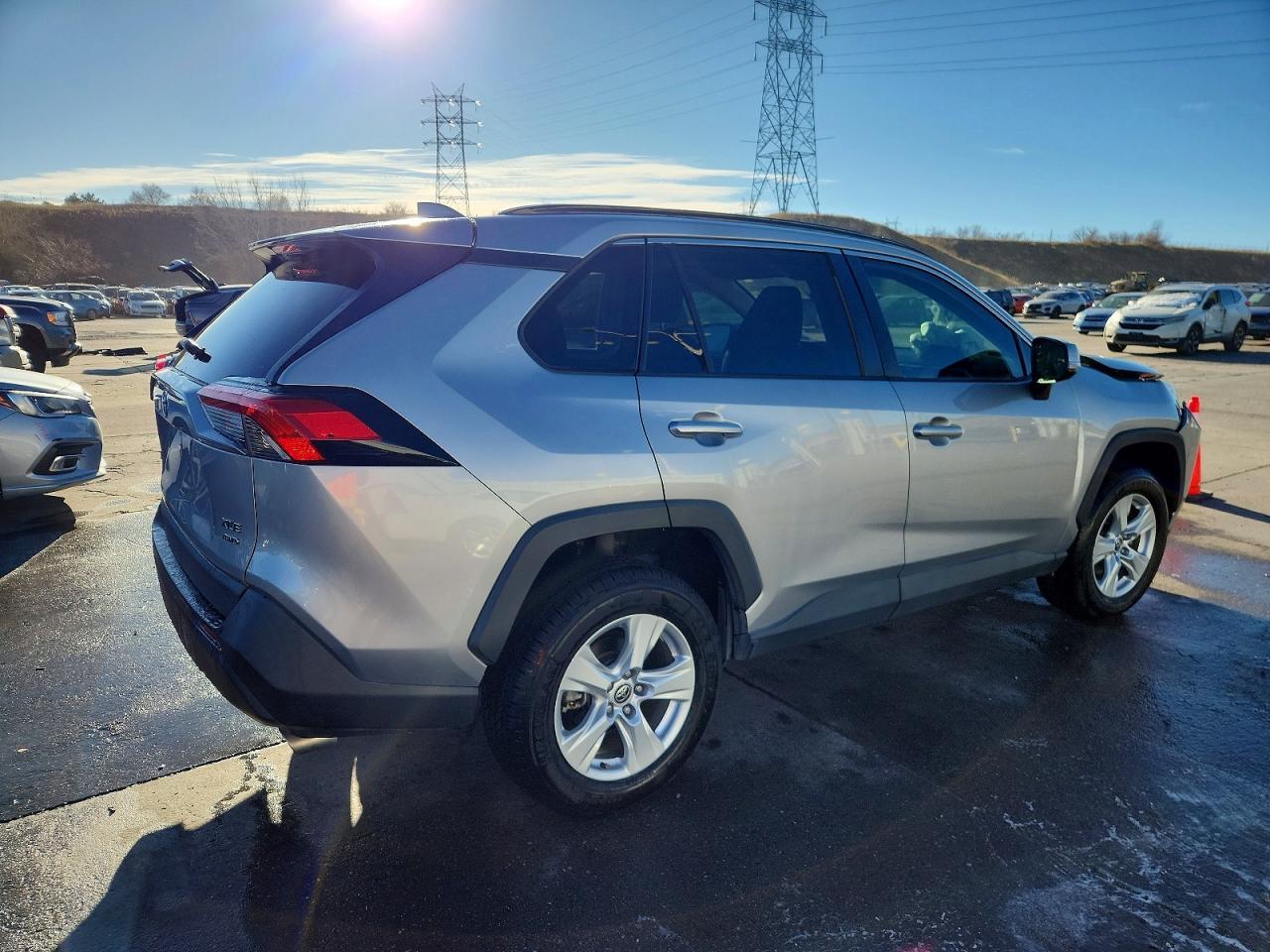 2020 Toyota Rav4 Xle - Image 3