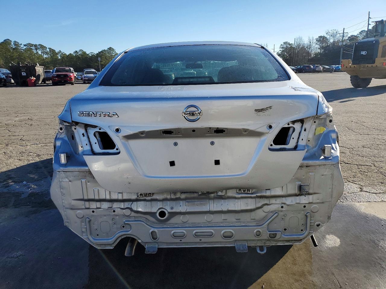 2015 Nissan Sentra S - Фото 6