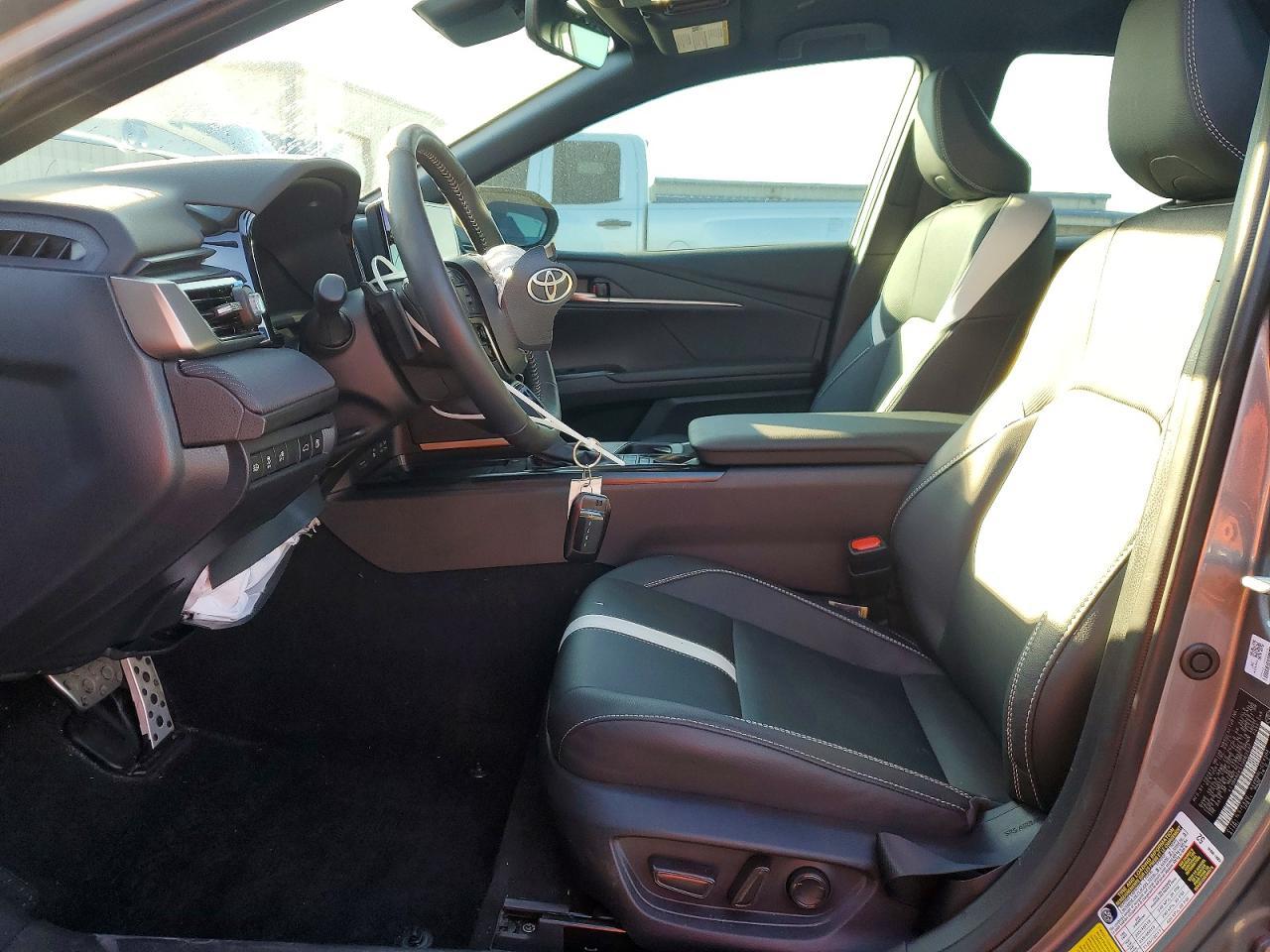 2026 Toyota Camry Se - Фото 7