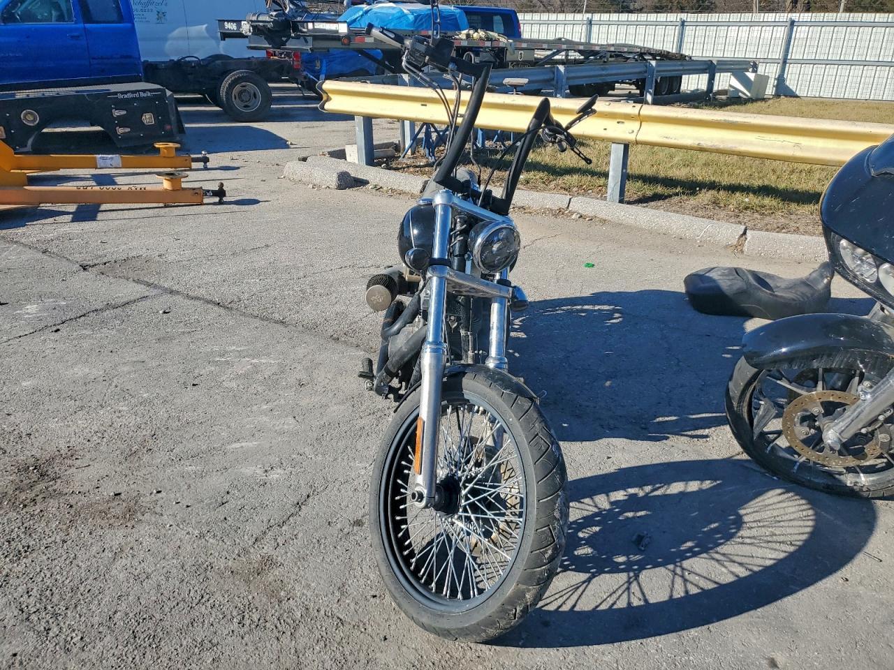 2012 Harley-Davidson Fxdwg Dyna - Фото 2