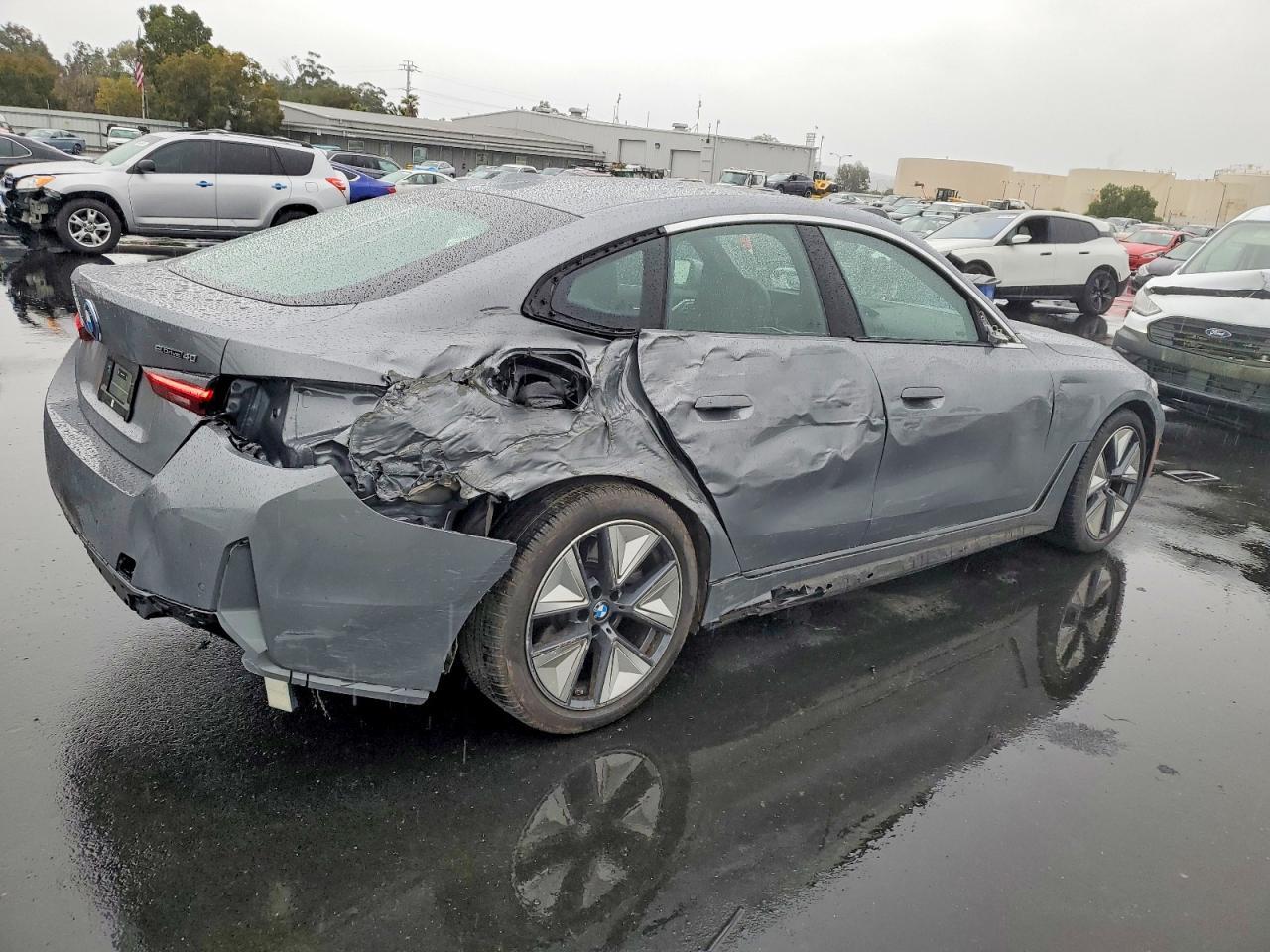 2025 BMW I4 Edrive 40 - Фото 3