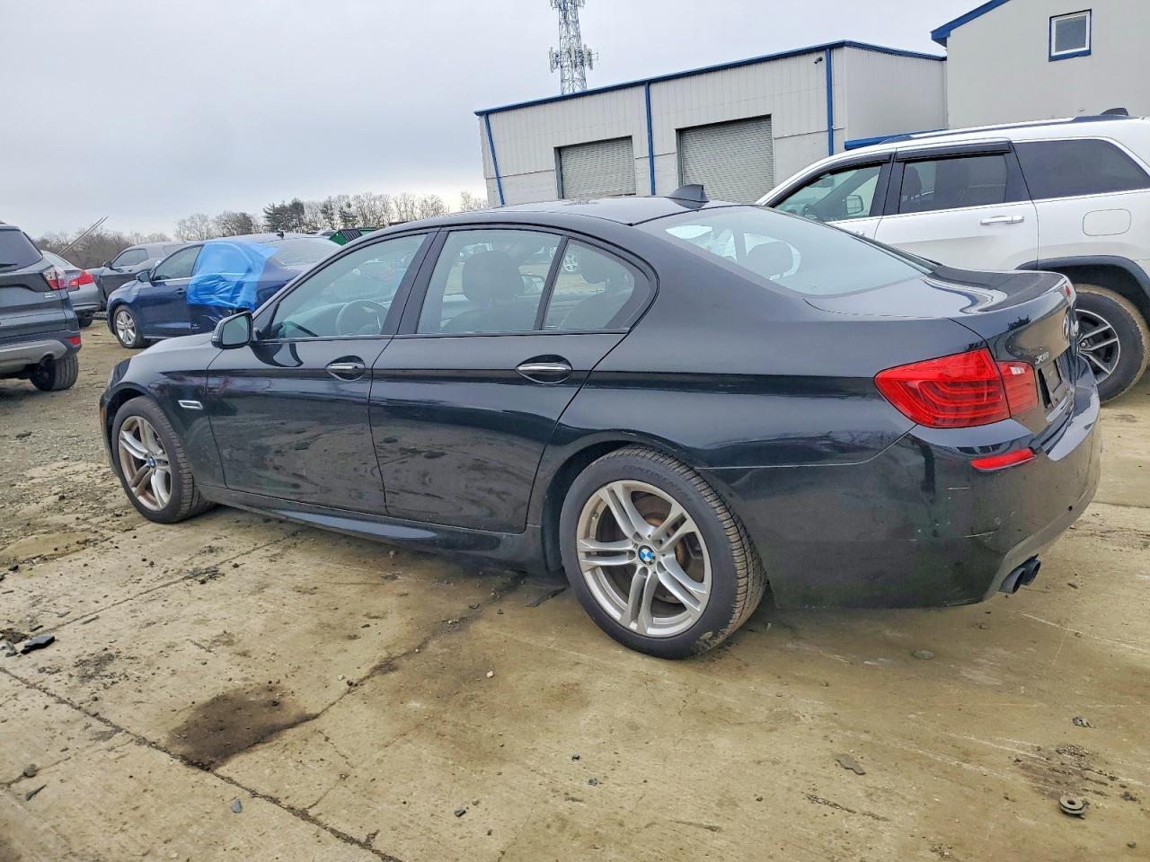 2016 BMW 528 Xi - Фото 2
