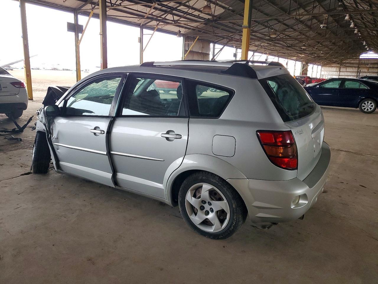 2004 Pontiac Vibe - Фото 2