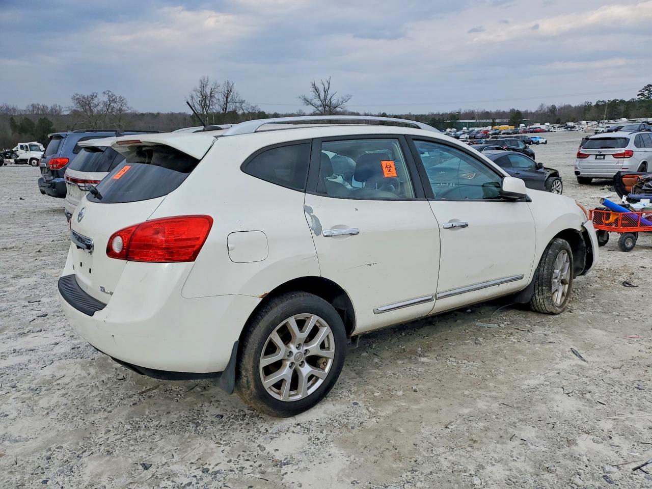 2011 Nissan Rogue S - Фото 3