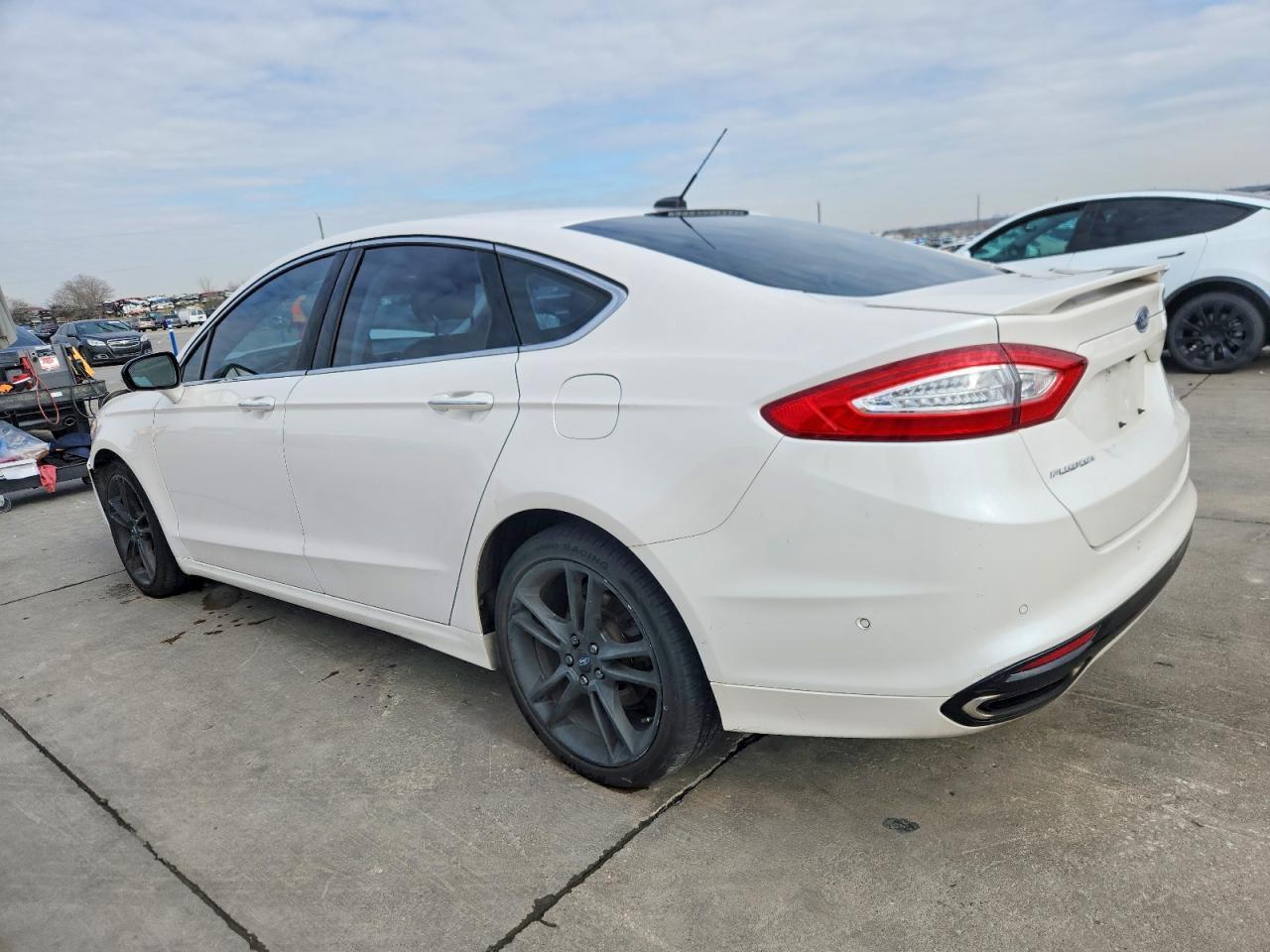 2014 Ford Fusion Titanium - Фото 2