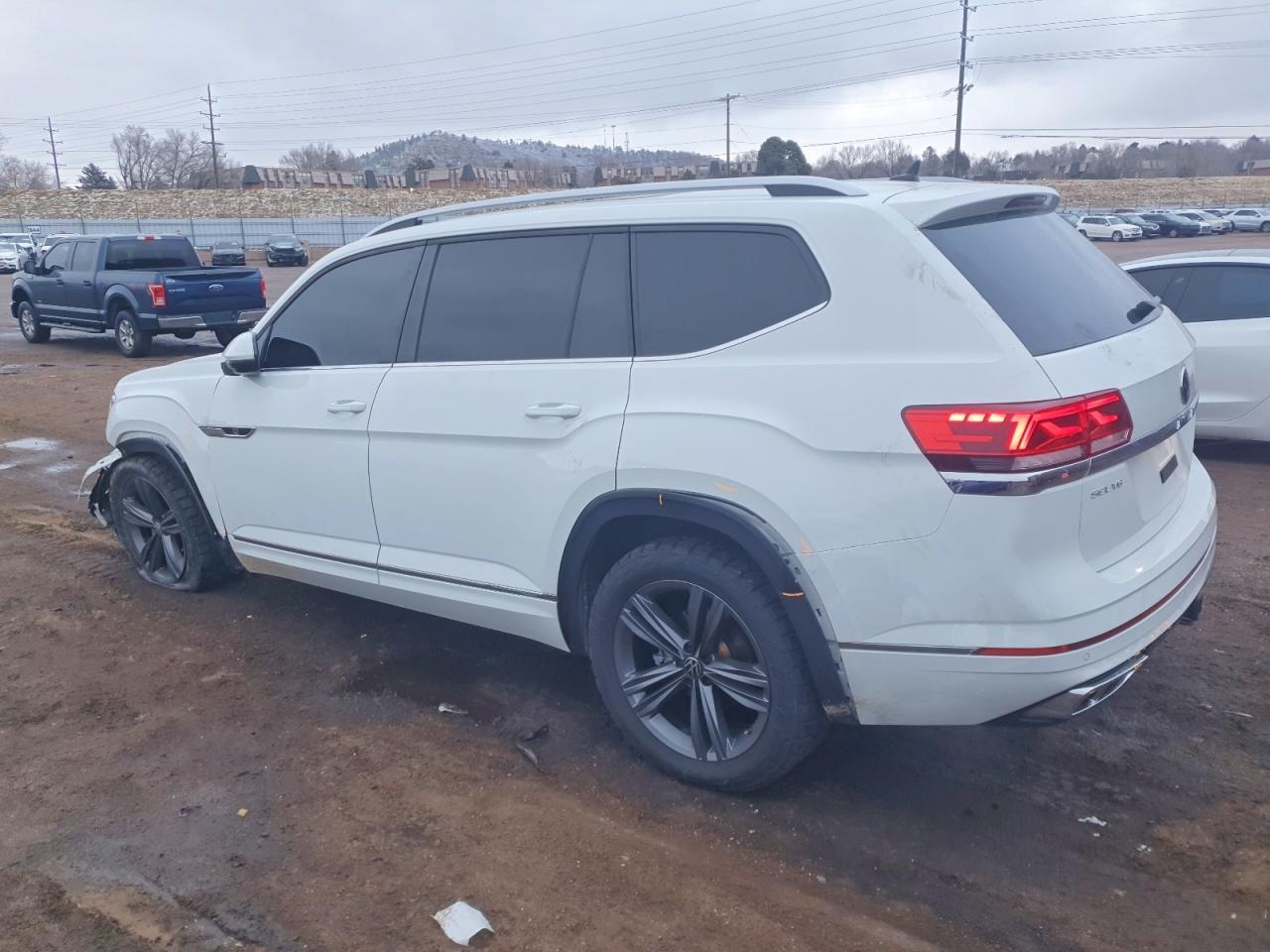 2022 Volkswagen Atlas Sel R-Line - Фото 2