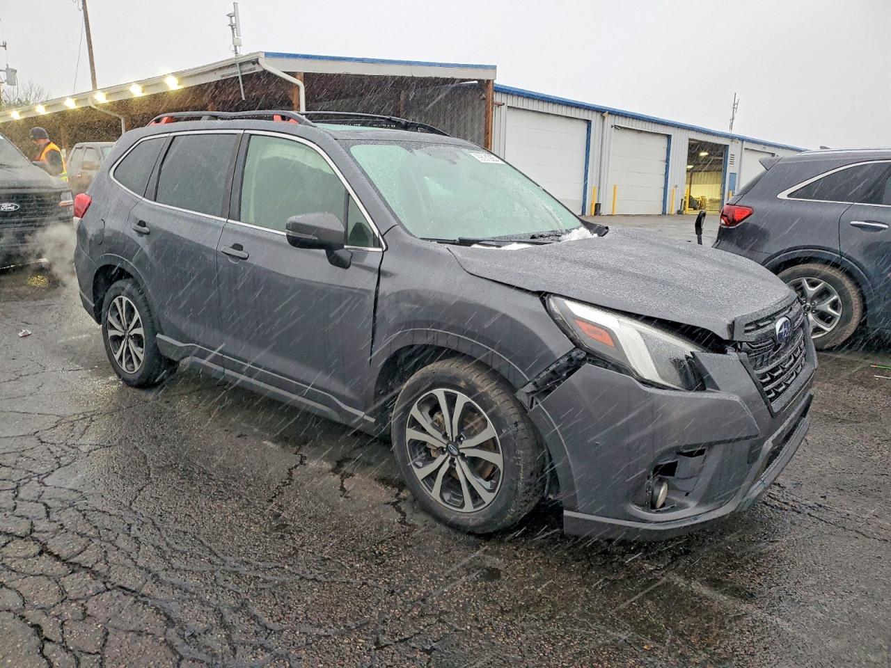 2022 Subaru Forester Limited - Фото 4