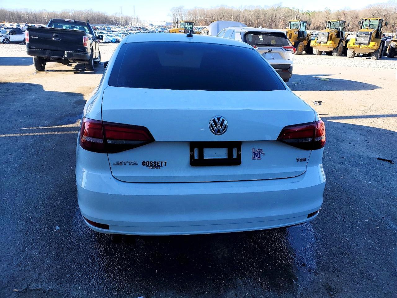 2016 Volkswagen Jetta S - Фото 6