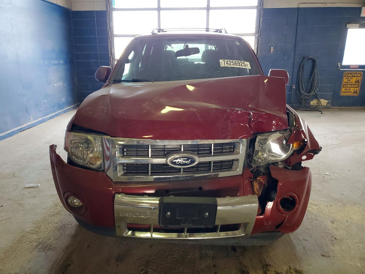 2011 Ford Escape Limited - Image 5