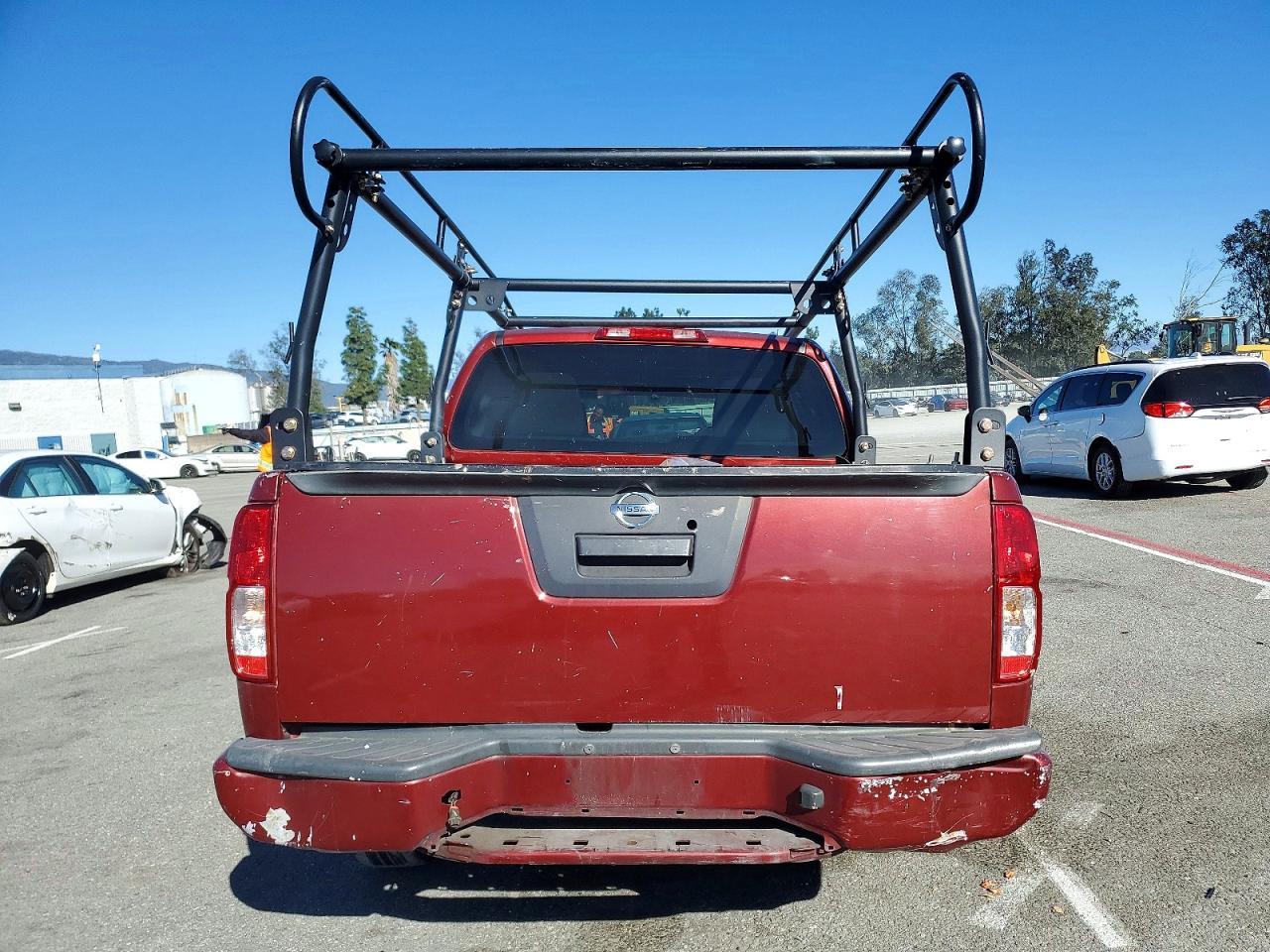 2017 Nissan Frontier S - Фото 6