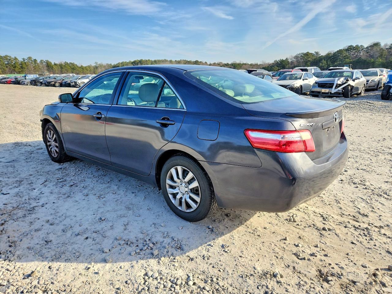 2008 Toyota Camry Ce - Фото 2