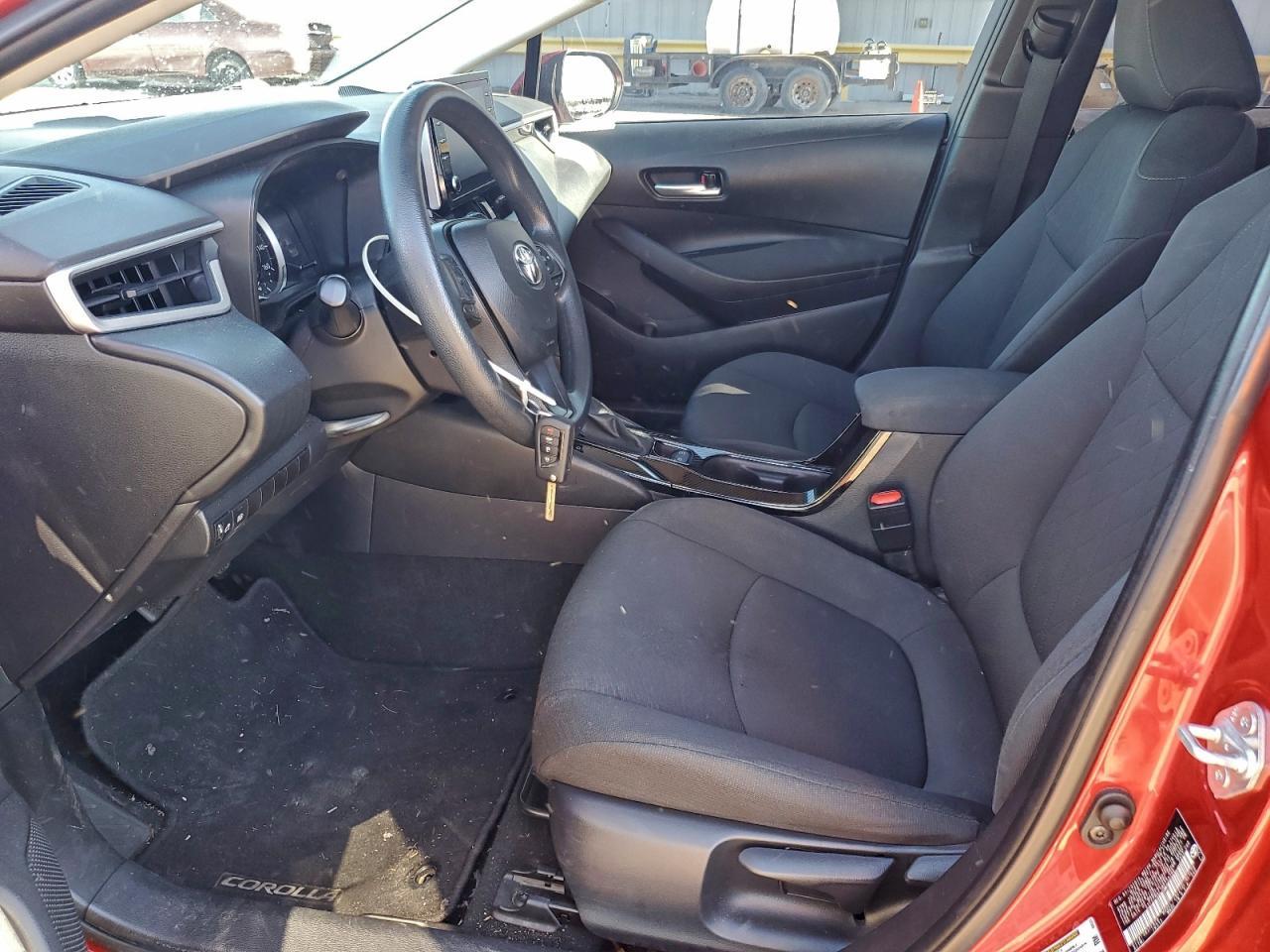 2021 Toyota Corolla Le - Фото 7