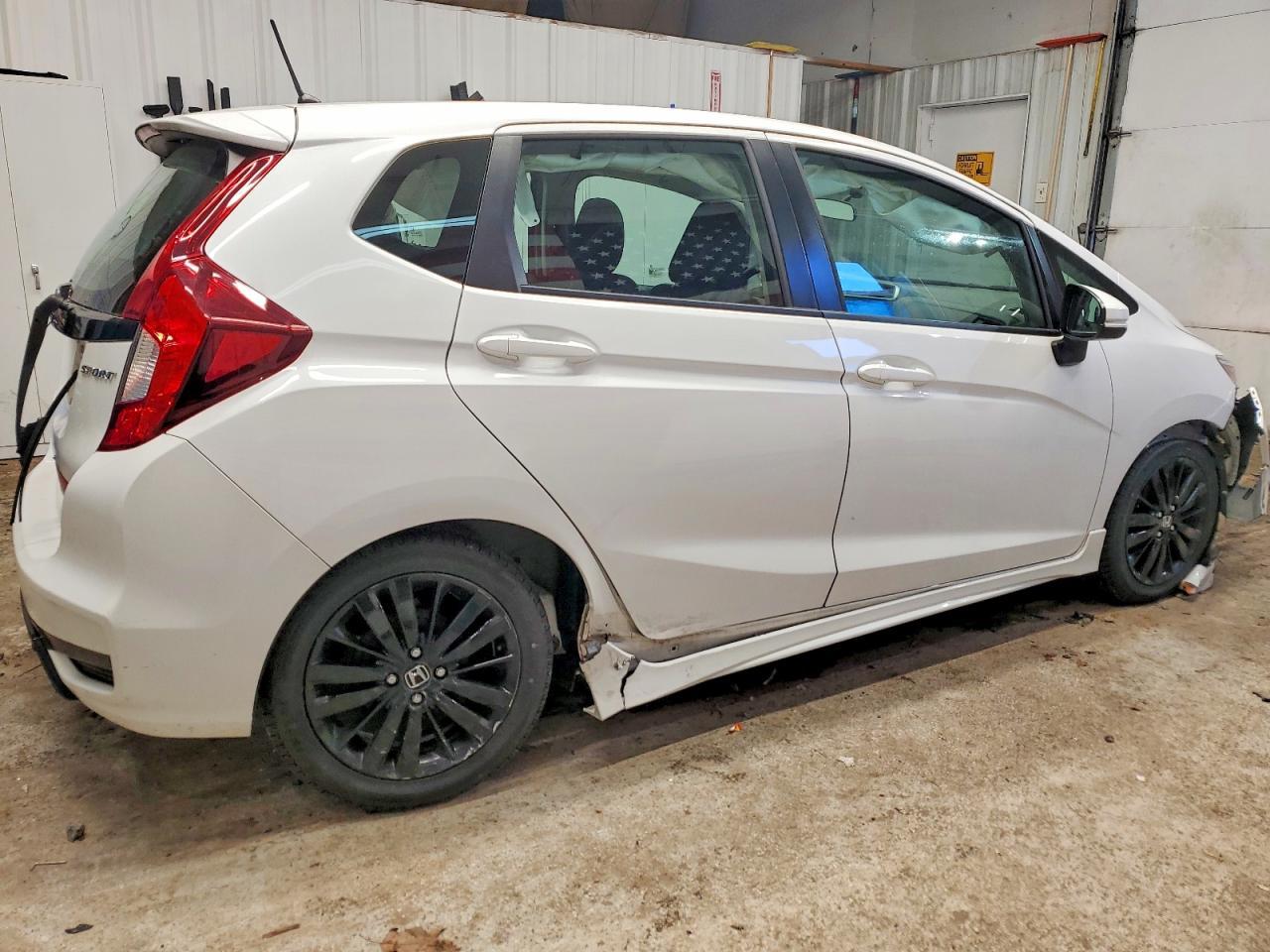 2018 Honda Fit Sport - Фото 3