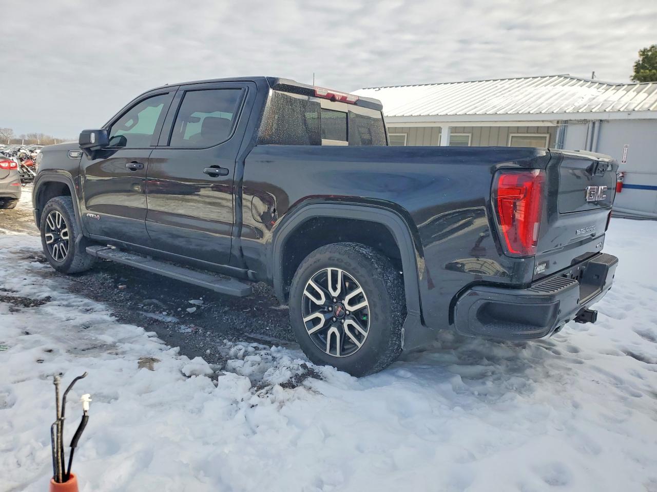 2020 GMC Sierra K1500 At4 - Image 2