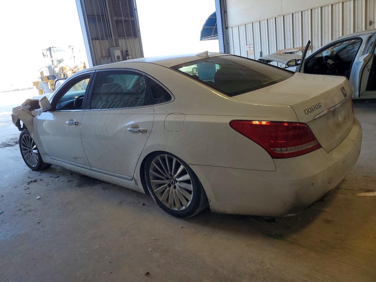 2015 Hyundai Equus Signature - Фото 2