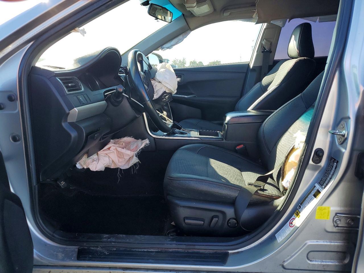 2015 Toyota Camry Se - Image 7